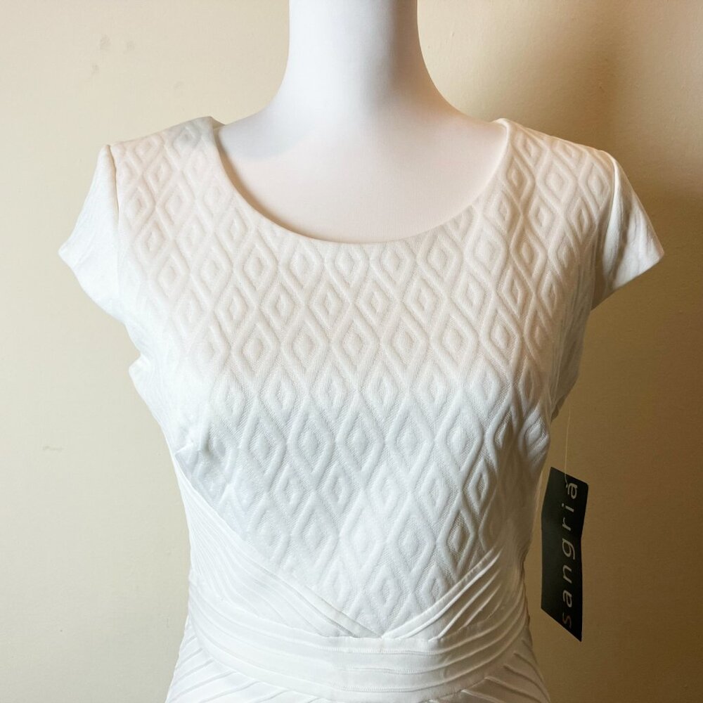 Sangria White Textured Midi Dress | Short Sleeve | Size 4 | NWT - Picture 3 of 12